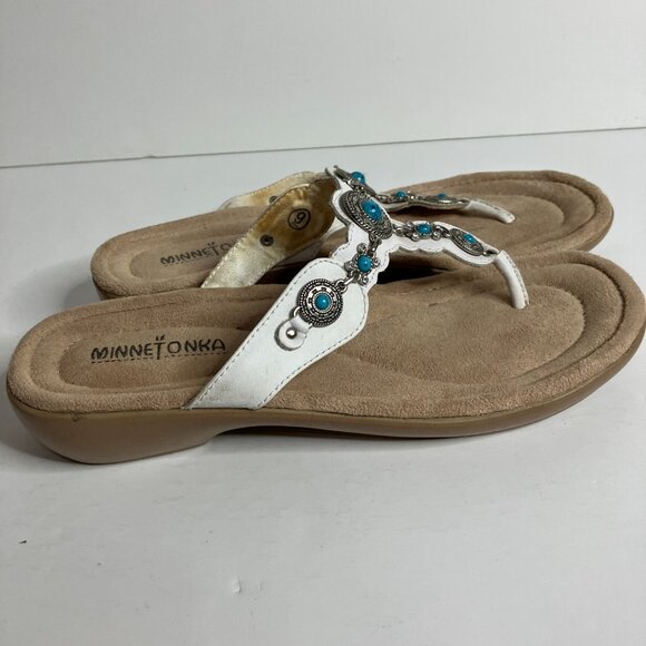 Minnetonka Shoes Women Size 9 Sandals White Leather Silver Faux Turquoise Boho - Picture 6 of 13
